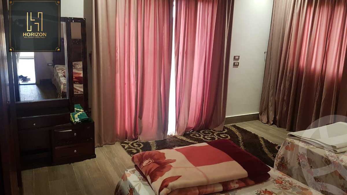 https://aqarmap.com.eg/en/listing/4149986-for-sale-cairo-new-cairo-compounds-les-rois