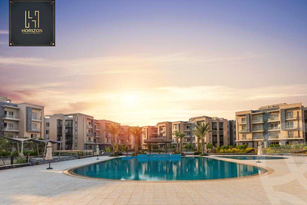https://aqarmap.com.eg/en/listing/4151435-for-sale-cairo-new-cairo-compounds-galleria-moon-valley