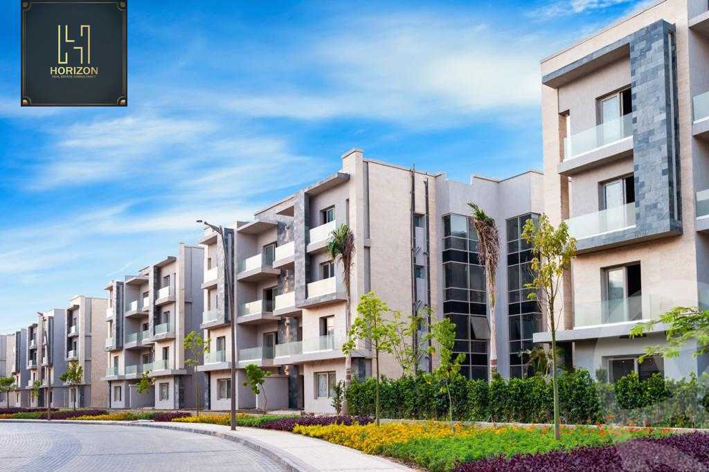 https://aqarmap.com.eg/en/listing/4151435-for-sale-cairo-new-cairo-compounds-galleria-moon-valley