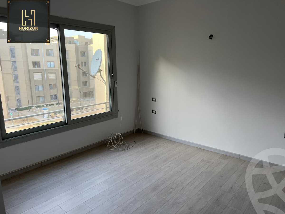 https://aqarmap.com.eg/ar/listing/4152644-for-rent-village-gate-mall-palm-hills