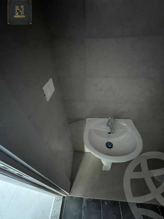 https://aqarmap.com.eg/en/listing/4153563-for-rent-cairo-new-cairo-compounds-bznys-bls-ktlyst-llttwyr