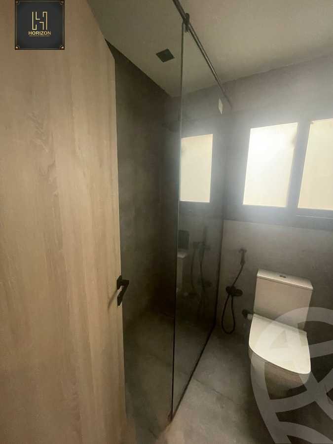 https://aqarmap.com.eg/en/listing/4155553-for-rent-cairo-new-cairo-compounds-mountain-view-hyde-park