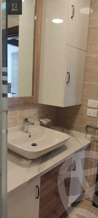 https://aqarmap.com.eg/en/listing/4165659-for-rent-cairo-new-cairo-compounds-lakeview-residence