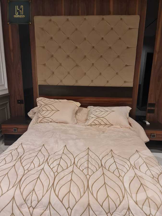 https://aqarmap.com.eg/en/listing/4165799-for-rent-cairo-new-cairo-compounds-mountain-view-hyde-park