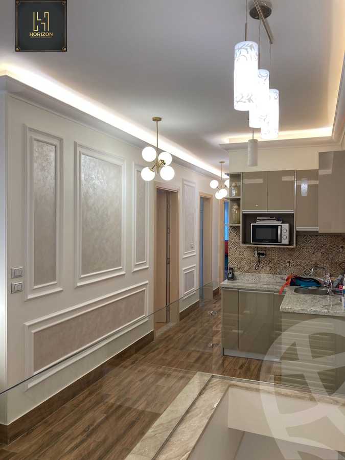 https://aqarmap.com.eg/en/listing/4169770-for-sale-cairo-new-cairo-compounds-mountain-view-hyde-park