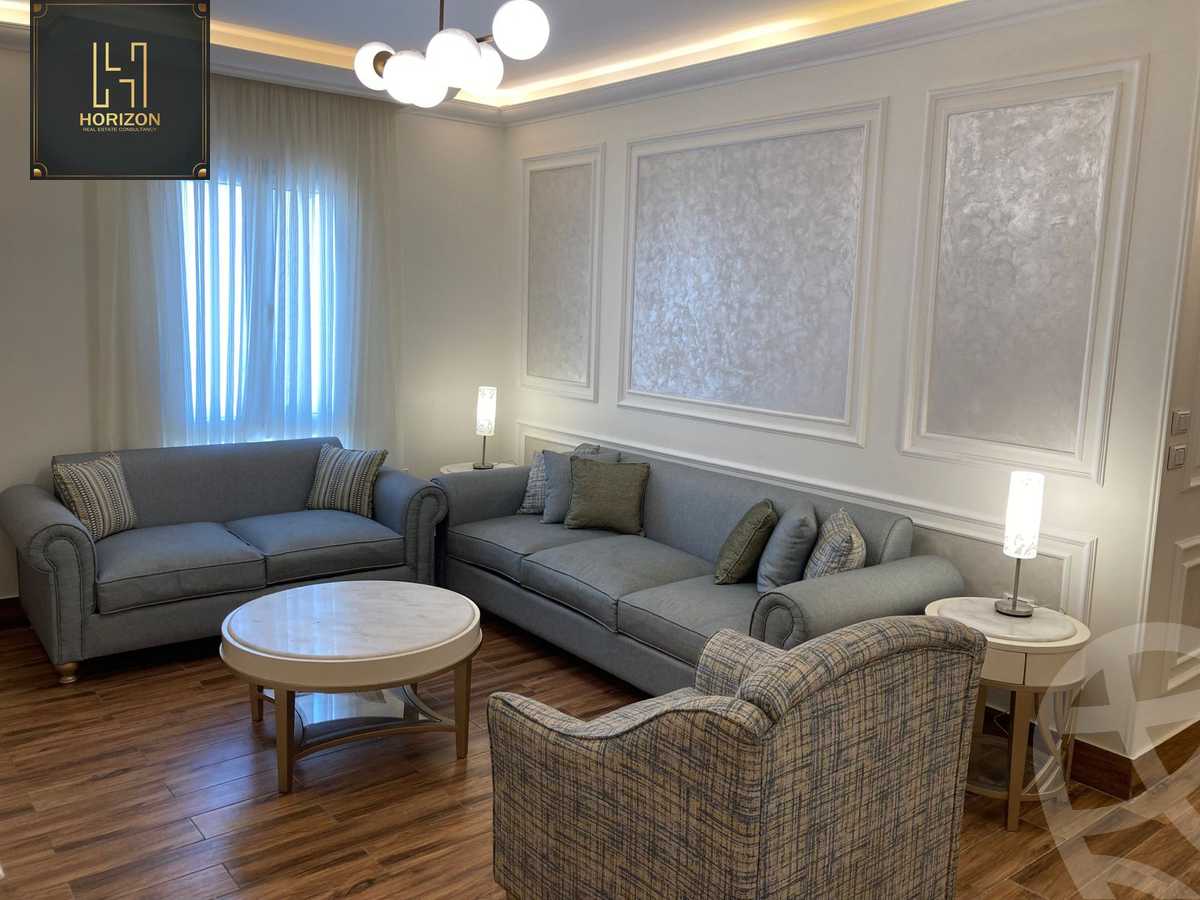 https://aqarmap.com.eg/en/listing/4169770-for-sale-cairo-new-cairo-compounds-mountain-view-hyde-park