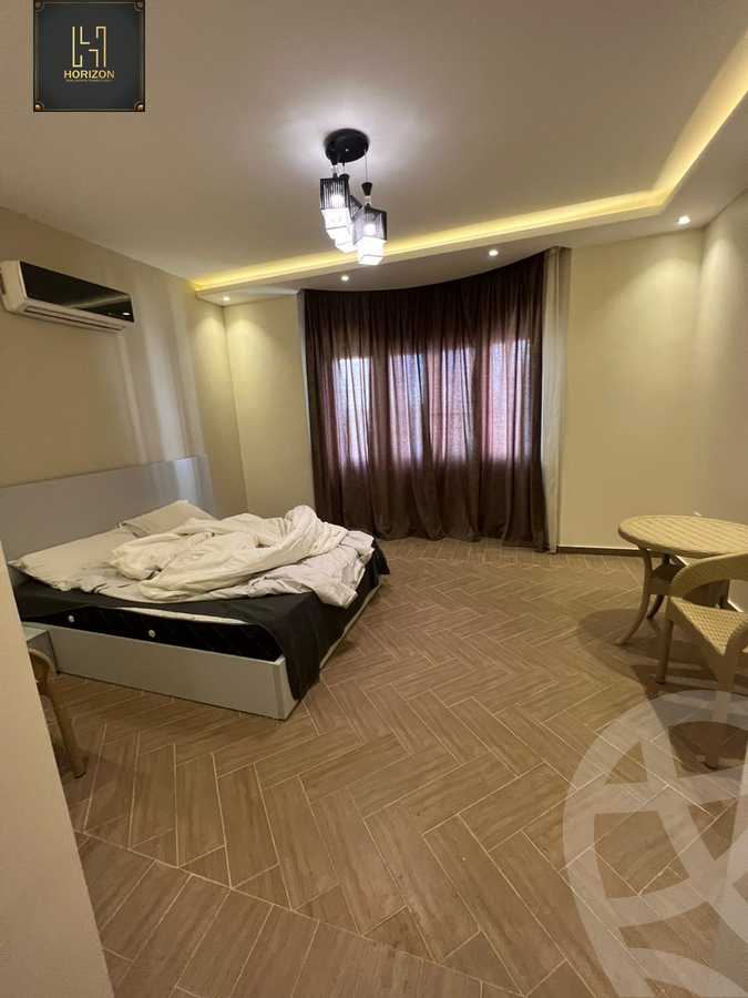 https://aqarmap.com.eg/en/listing/4170529-for-rent-cairo-new-cairo-compounds-mountain-view-hyde-park