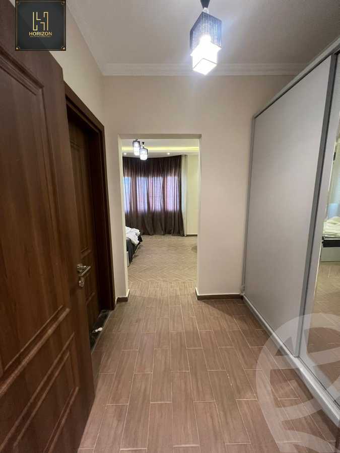 https://aqarmap.com.eg/en/listing/4170529-for-rent-cairo-new-cairo-compounds-mountain-view-hyde-park