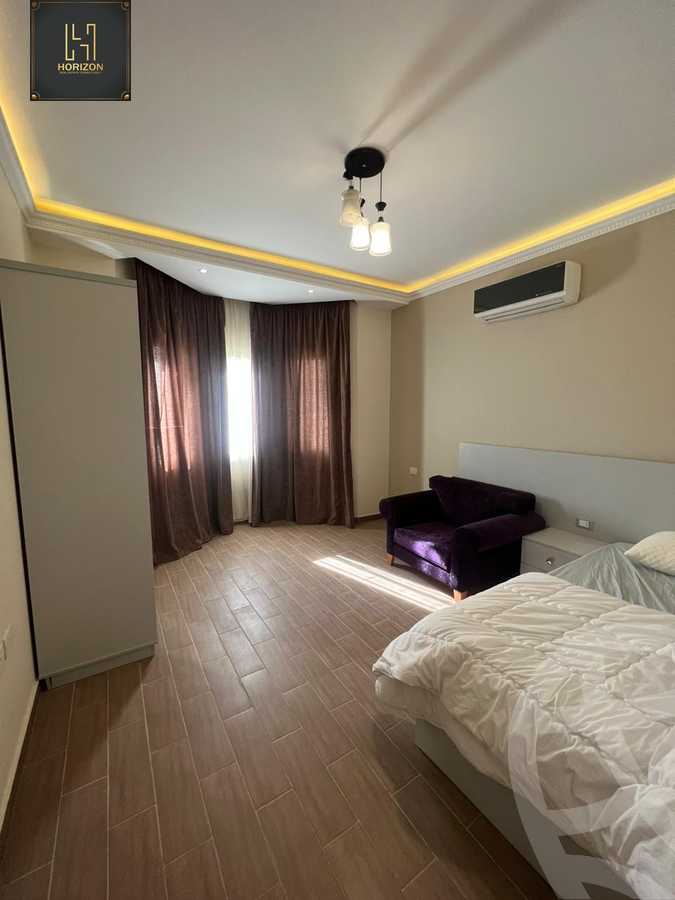 https://aqarmap.com.eg/en/listing/4170529-for-rent-cairo-new-cairo-compounds-mountain-view-hyde-park