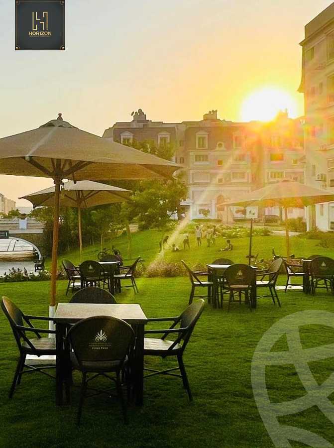 https://aqarmap.com.eg/en/listing/4176069-for-sale-cairo-new-cairo-compounds-mountain-view-hyde-park