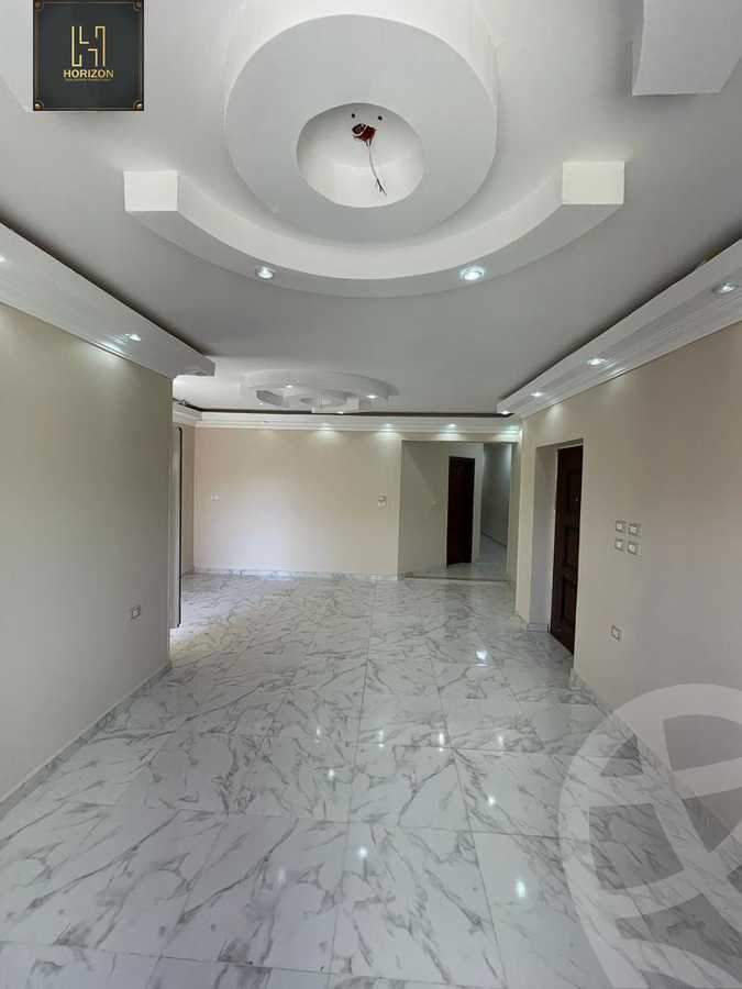 https://aqarmap.com.eg/en/listing/4177326-for-rent-cairo-new-cairo-compounds-mountain-view-hyde-park