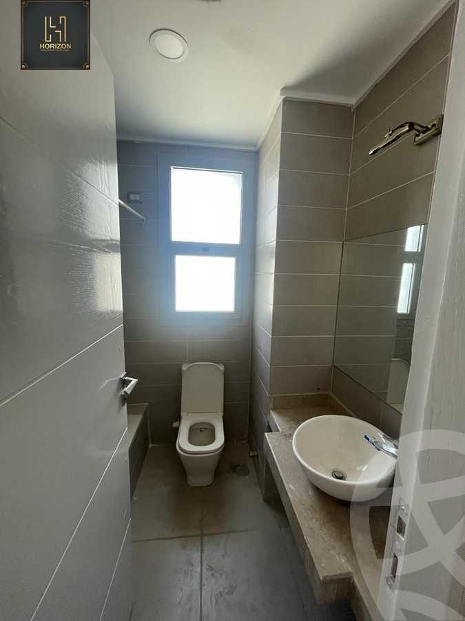 https://aqarmap.com.eg/ar/listing/4186941-for-sale-cairo-new-cairo-compounds-kmbwnd-fyldj-jyt-blm-hylz