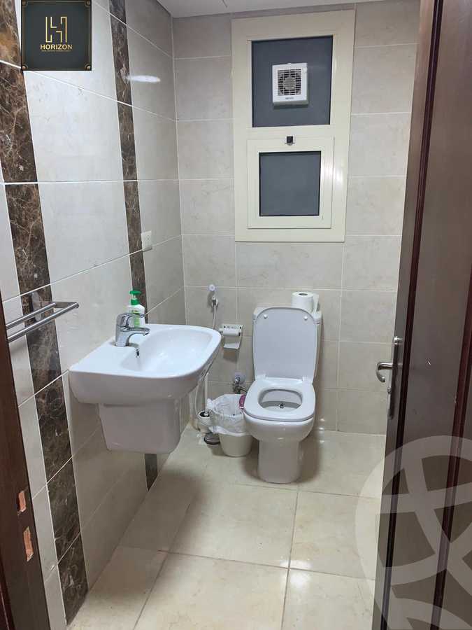 https://aqarmap.com.eg/en/listing/4188593-for-rent-cairo-new-cairo-compounds-porto-cairo-villas