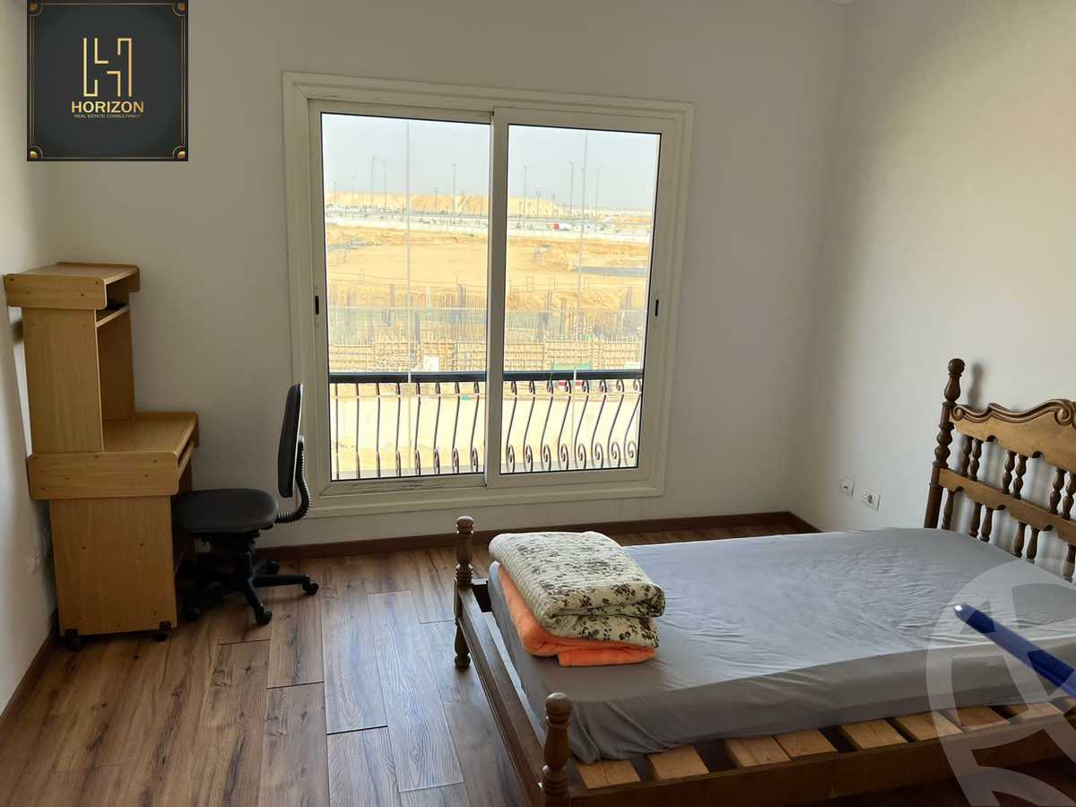 https://aqarmap.com.eg/en/listing/4202294-for-rent-cairo-new-cairo-compounds-mountain-view-hyde-park