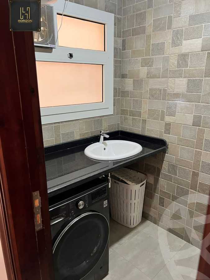https://aqarmap.com.eg/en/listing/4202294-for-rent-cairo-new-cairo-compounds-mountain-view-hyde-park