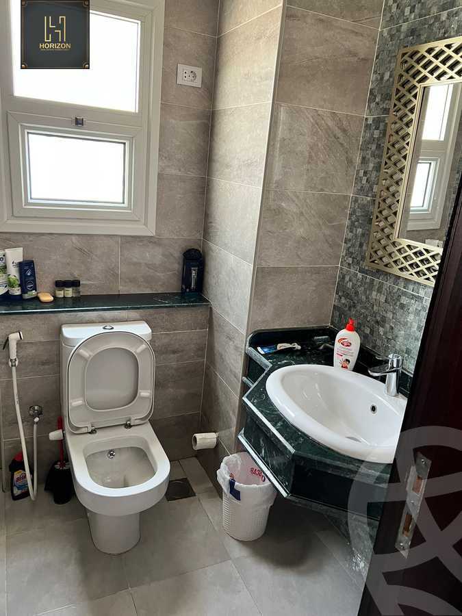 https://aqarmap.com.eg/en/listing/4202294-for-rent-cairo-new-cairo-compounds-mountain-view-hyde-park