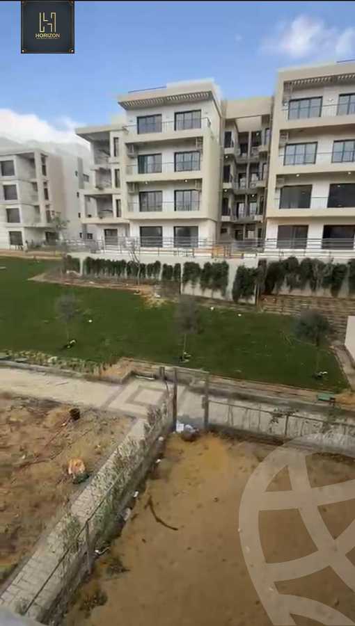 https://aqarmap.com.eg/ar/listing/4202714-for-rent-cairo-new-cairo-compounds-fifth-square