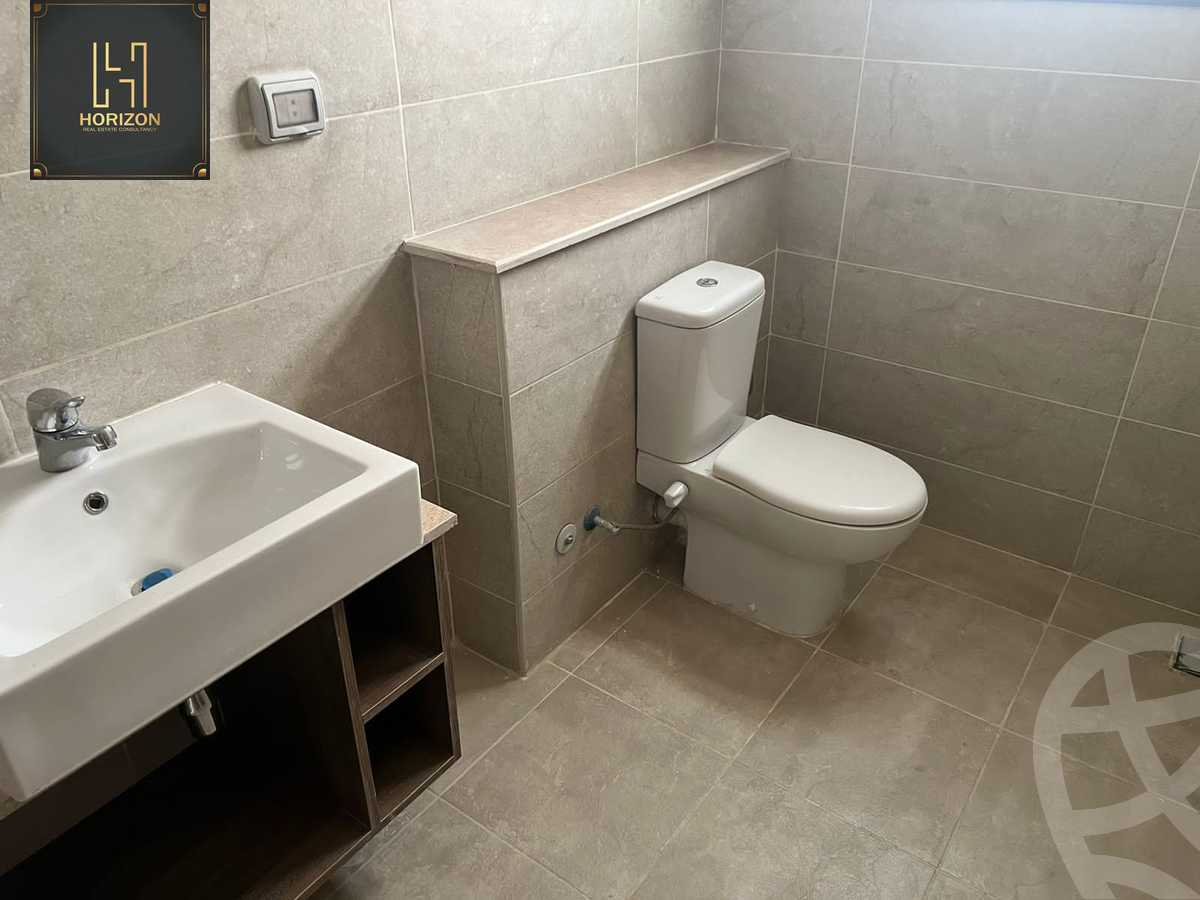 https://aqarmap.com.eg/en/listing/4204424-for-rent-cairo-new-cairo-compounds-fifth-square