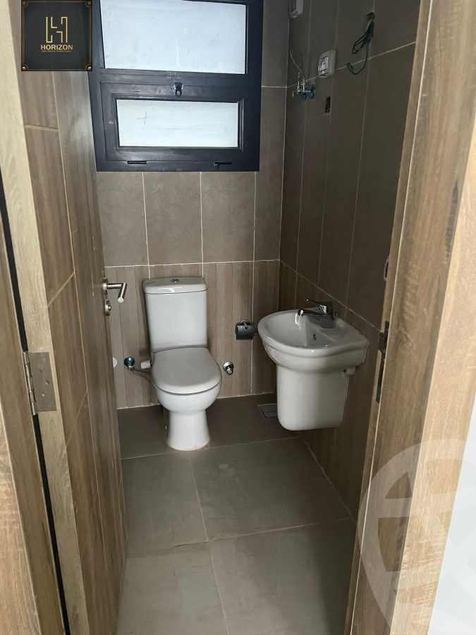 https://aqarmap.com.eg/en/listing/4204424-for-rent-cairo-new-cairo-compounds-fifth-square