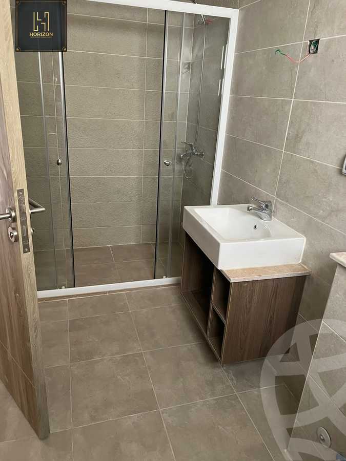 https://aqarmap.com.eg/en/listing/4204424-for-rent-cairo-new-cairo-compounds-fifth-square