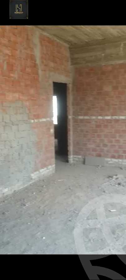 https://aqarmap.com.eg/en/listing/4210710-for-sale-cairo-new-cairo-compounds-galleria-moon-valley