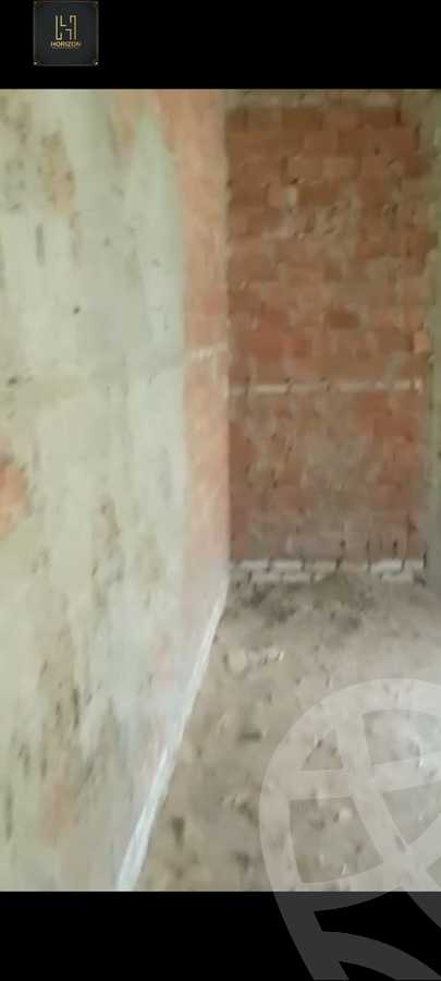 https://aqarmap.com.eg/en/listing/4210710-for-sale-cairo-new-cairo-compounds-galleria-moon-valley