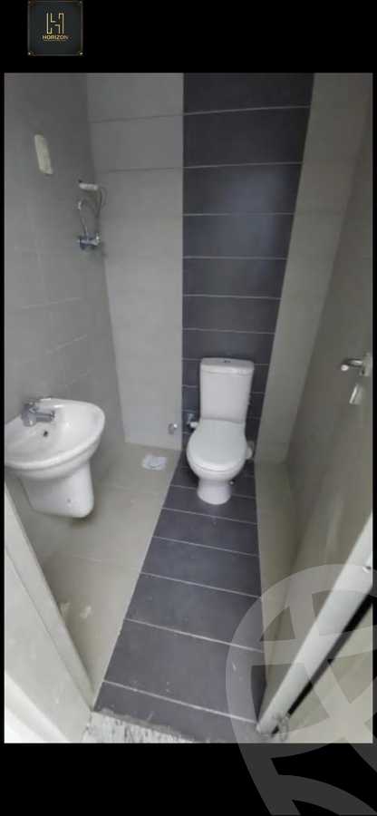 https://aqarmap.com.eg/ar/listing/4213428-for-rent-cairo-new-cairo-compounds-bznys-bls-ktlyst-llttwyr