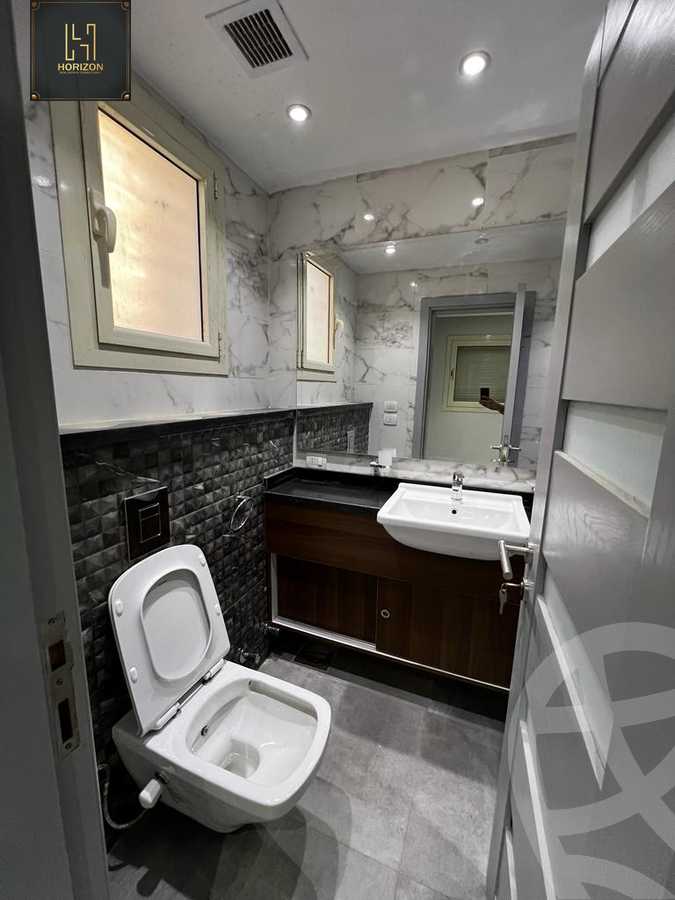 https://aqarmap.com.eg/ar/listing/4219828-for-rent-cairo-new-cairo-compounds-oriana-villas-cairo-festival-city