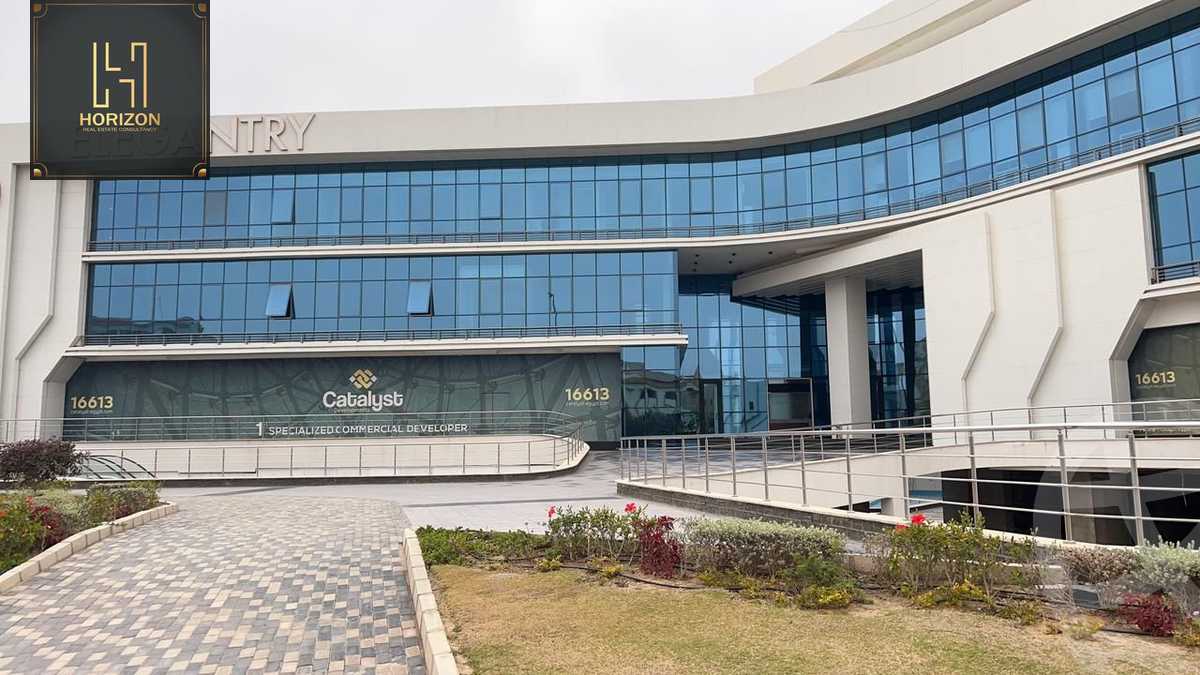 https://aqarmap.com.eg/en/listing/4220327-for-rent-cairo-new-cairo-compounds-lyjntry-mwl-ktlyst-llttwyr