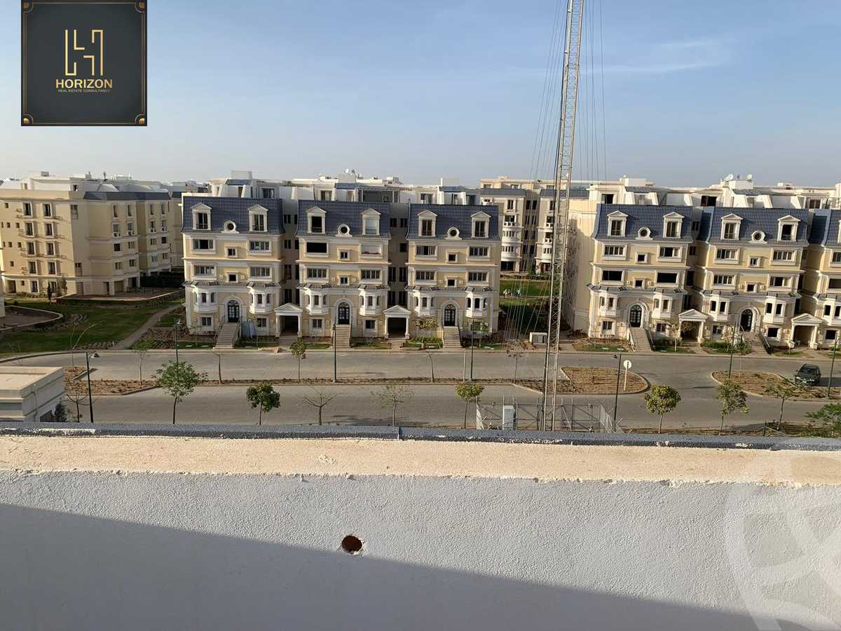https://aqarmap.com.eg/en/listing/4229712-for-sale-cairo-new-cairo-compounds-mountain-view-hyde-park