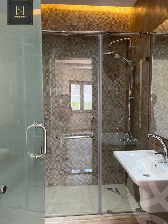 https://aqarmap.com.eg/en/listing/4233110-for-rent-cairo-new-cairo-compounds-mountain-view-hyde-park