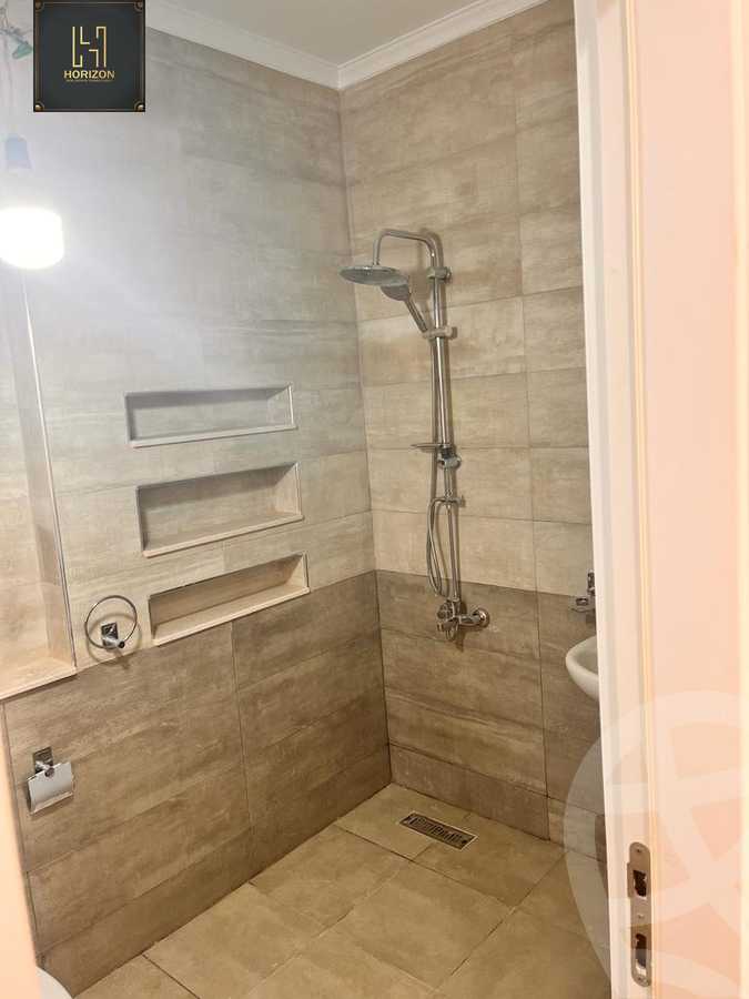 https://aqarmap.com.eg/en/listing/4233407-for-rent-eastown-parks