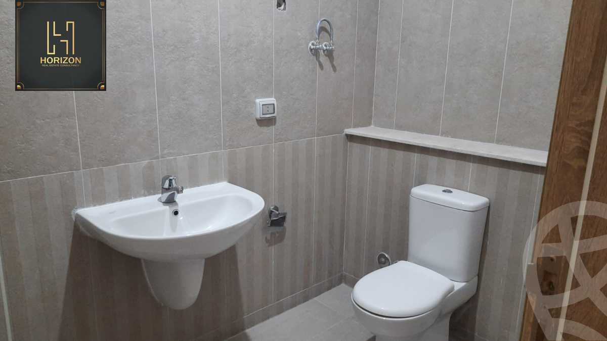 https://aqarmap.com.eg/en/listing/4233757-for-rent-cairo-new-cairo-compounds-fifth-square