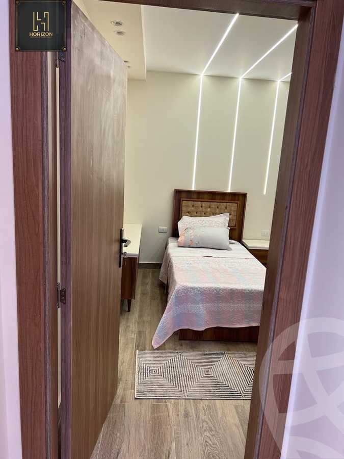 https://aqarmap.com.eg/en/listing/4234048-for-rent-cairo-new-cairo-compounds-lakeview-residence