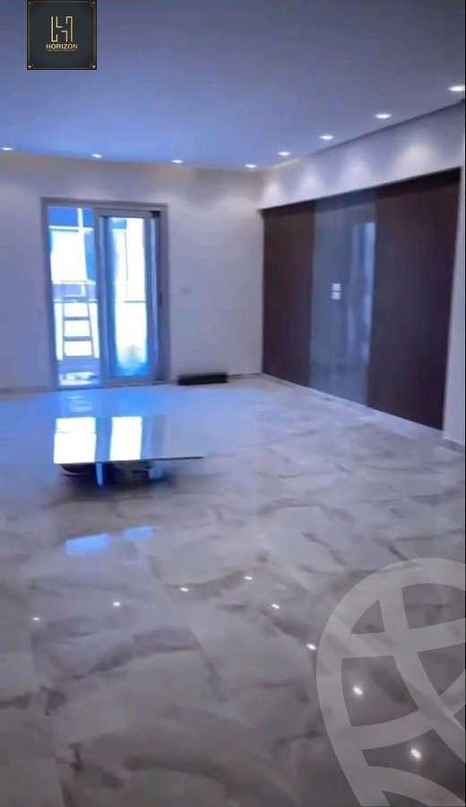 https://aqarmap.com.eg/en/listing/4247248-for-rent-cairo-new-cairo-compounds-galleria-moon-valley