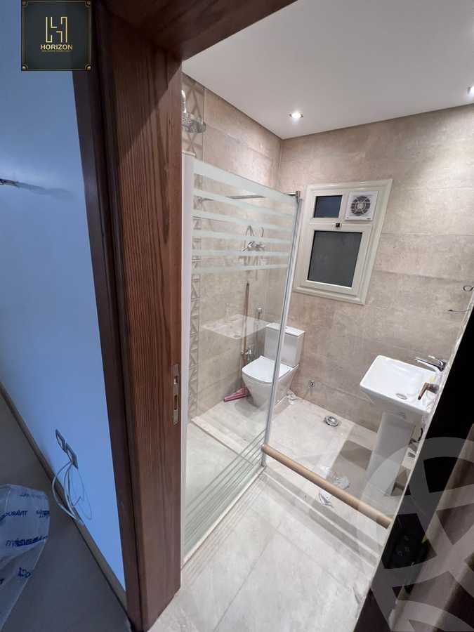 https://aqarmap.com.eg/en/listing/4258893-for-rent-cairo-new-cairo-compounds-mountain-view-hyde-park