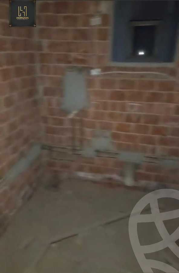 https://aqarmap.com.eg/en/listing/4259505-for-sale-cairo-new-cairo-compounds-galleria-moon-valley