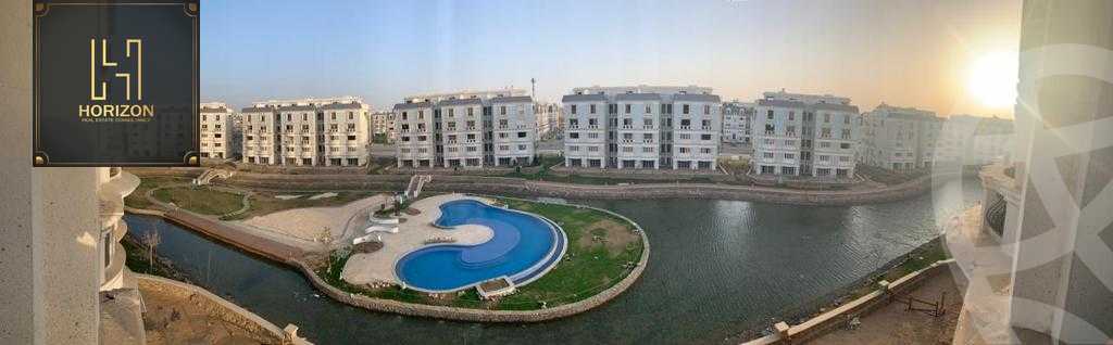 https://aqarmap.com.eg/en/listing/4261980-for-sale-cairo-new-cairo-compounds-mountain-view-hyde-park