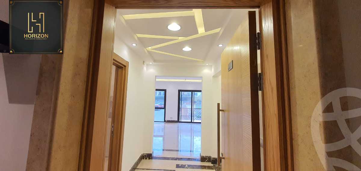 https://aqarmap.com.eg/ar/listing/4273856-for-rent-eastown-parks