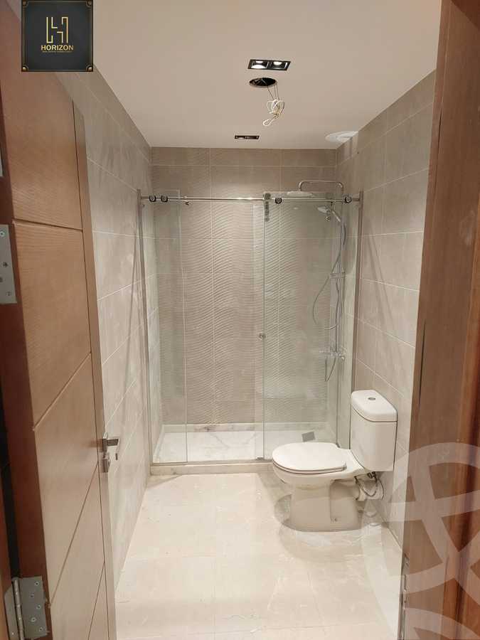 https://aqarmap.com.eg/en/listing/4274203-for-sale-cairo-new-cairo-compounds-mountain-view-hyde-park