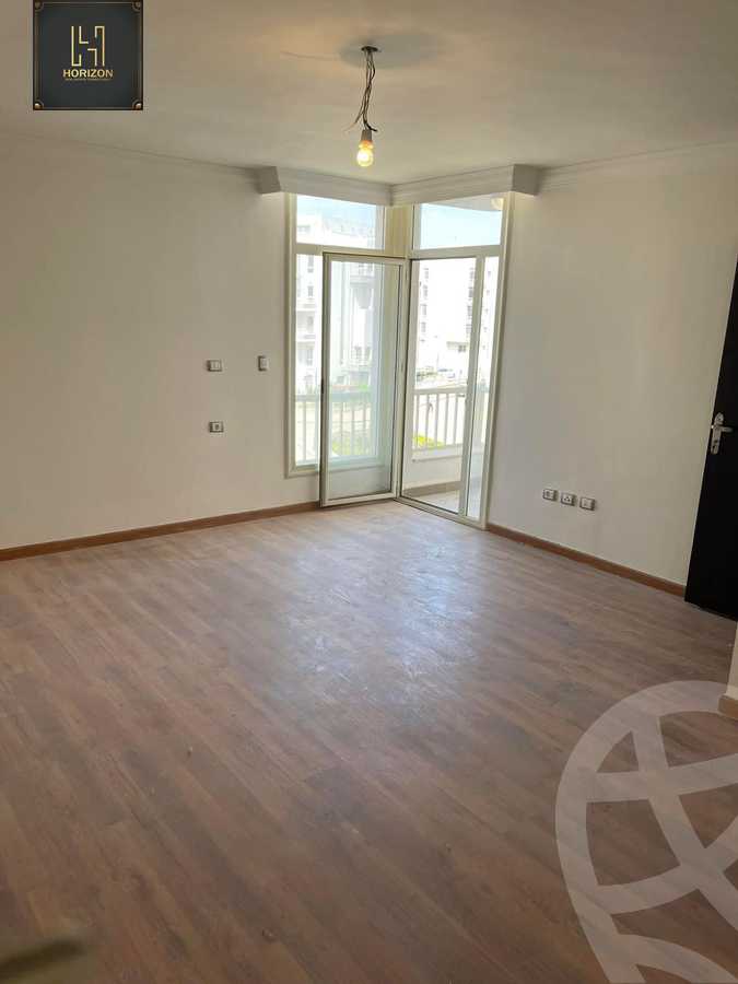 https://aqarmap.com.eg/ar/listing/4282154-for-sale-cairo-new-cairo-compounds-jyd
