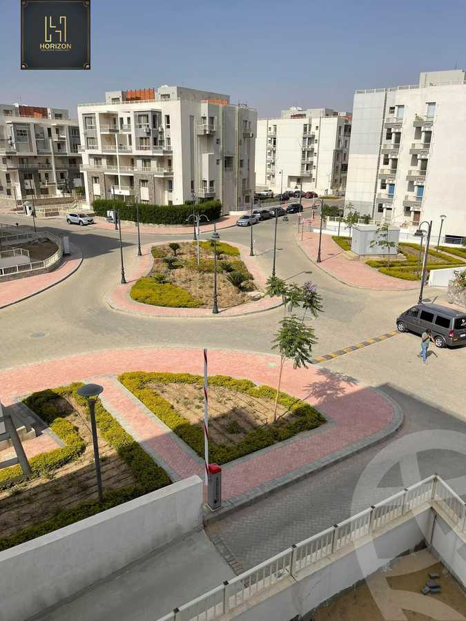 https://aqarmap.com.eg/ar/listing/4282154-for-sale-cairo-new-cairo-compounds-jyd