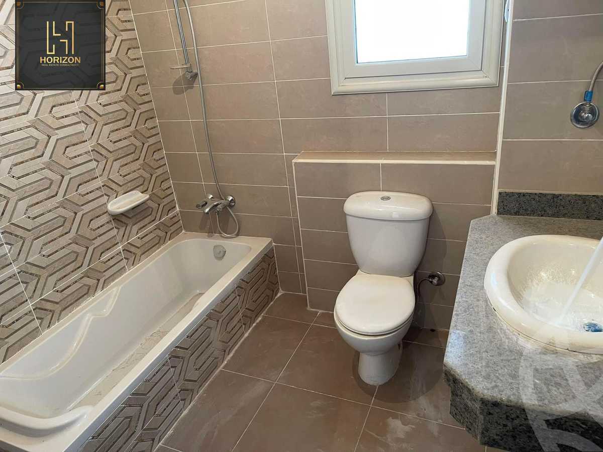 https://aqarmap.com.eg/ar/listing/4282154-for-sale-cairo-new-cairo-compounds-jyd