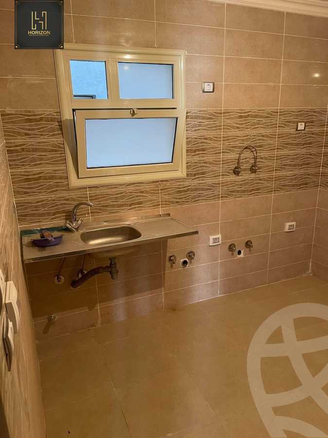 https://aqarmap.com.eg/ar/listing/4282154-for-sale-cairo-new-cairo-compounds-jyd