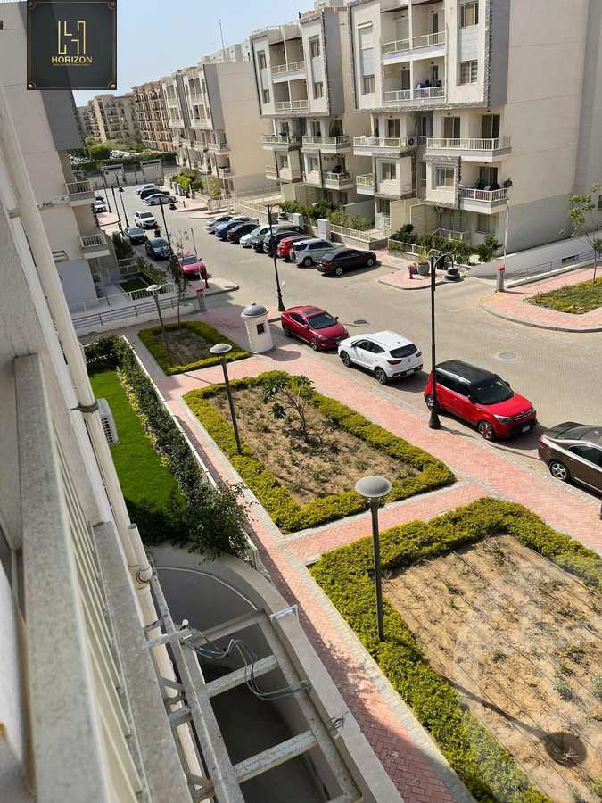 https://aqarmap.com.eg/ar/listing/4282154-for-sale-cairo-new-cairo-compounds-jyd