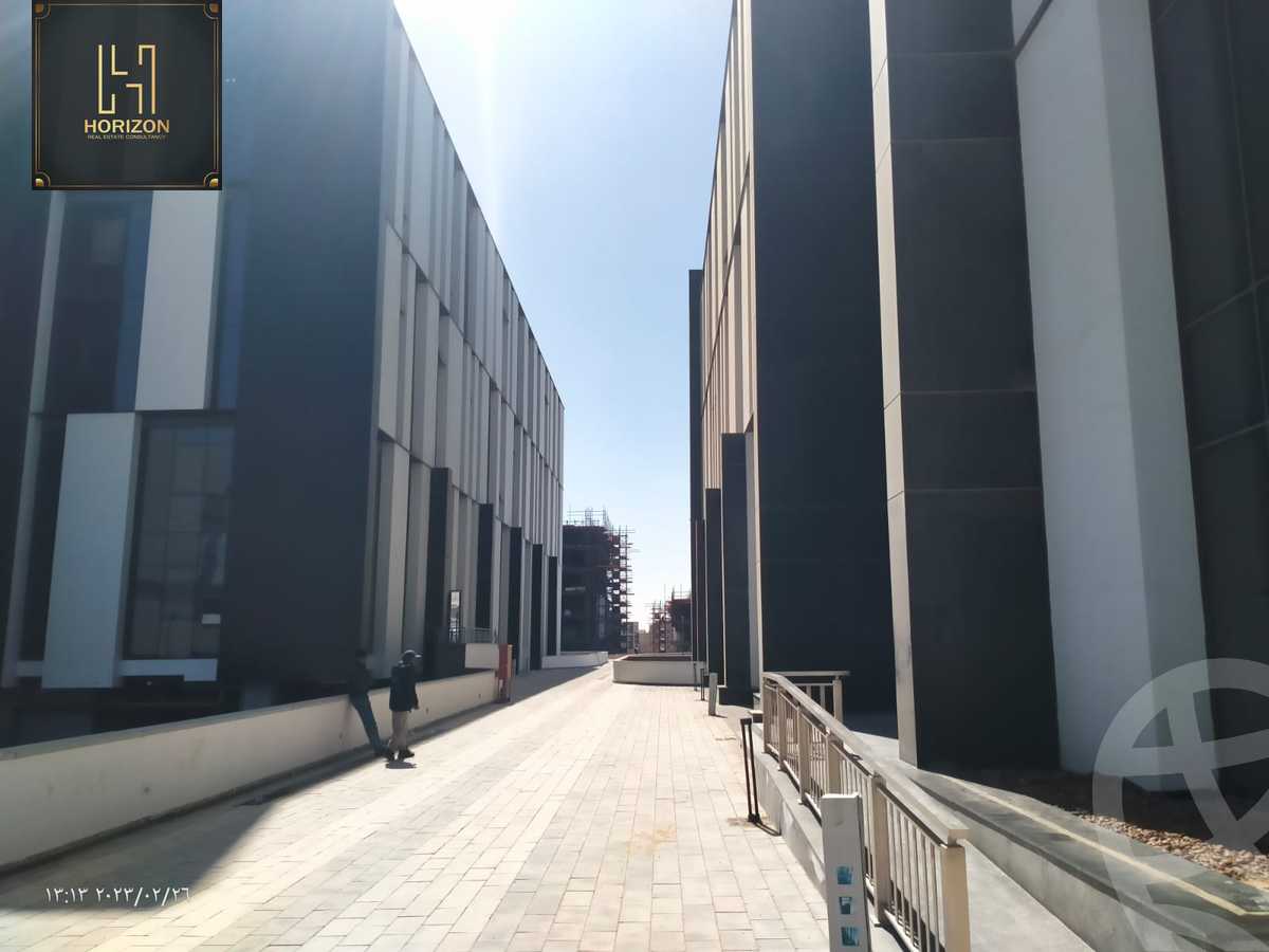 https://aqarmap.com.eg/en/listing/4296276-for-sale-hyde-park-business-district