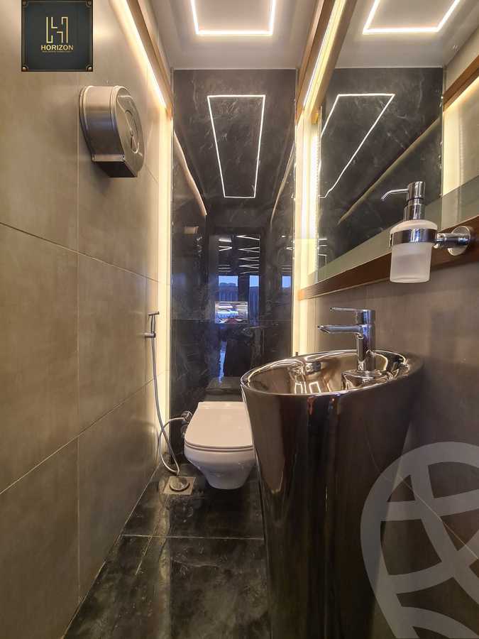 https://aqarmap.com.eg/en/listing/4298910-for-rent-eastown-district-sodic