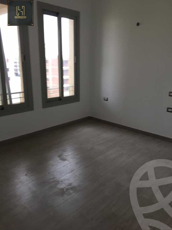 https://aqarmap.com.eg/ar/listing/4299209-for-rent-cairo-new-cairo-compounds-kmbwnd-fyldj-jyt-blm-hylz