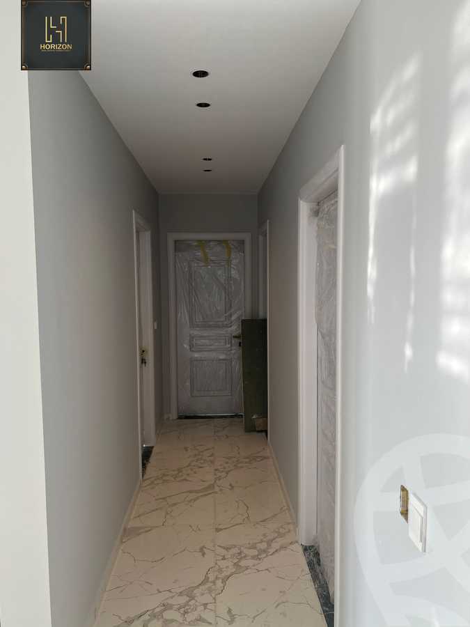 https://aqarmap.com.eg/ar/listing/4299960-for-rent-eastown-parks
