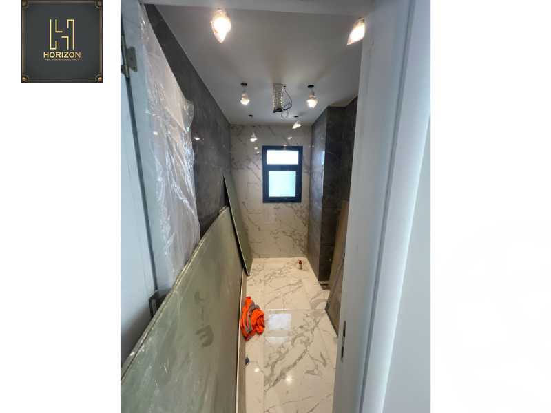 https://aqarmap.com.eg/ar/listing/4299960-for-rent-eastown-parks